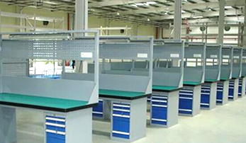 橡膠促進(jìn)催化劑通過優(yōu)化交聯(lián)網(wǎng)絡(luò)結(jié)構(gòu)，顯著提升橡膠制品的耐老化性能與疲勞壽命。